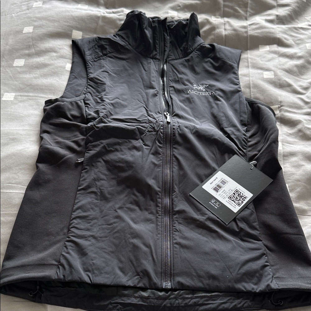 Arc'teryx Women's Black Vest